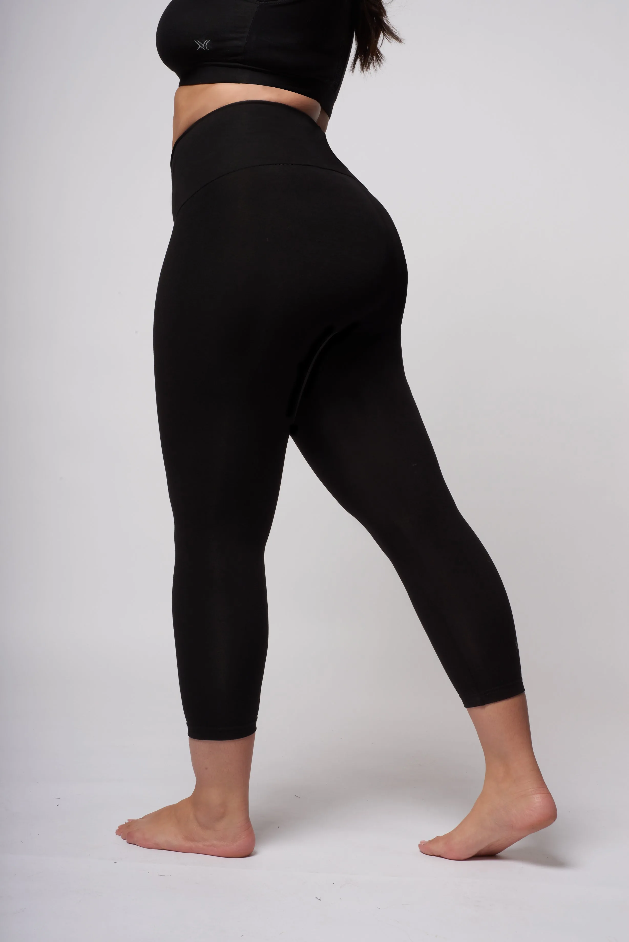 Extra Strong Compression Curve Cropped Leggings with Waisted Tummy Control Black