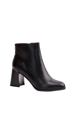 TEEK - Black Glimpse Connecting Heeled Boots